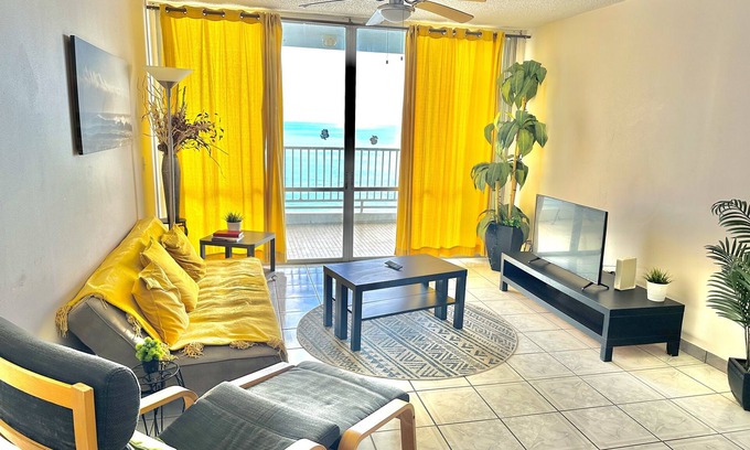 La Pared Apartment | Bright Ocean View Turtle Nest Apartment