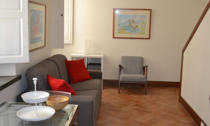 Santa Croce Apartment | Cozy One-Bedroom Retreat in Central Florence with Breakfast