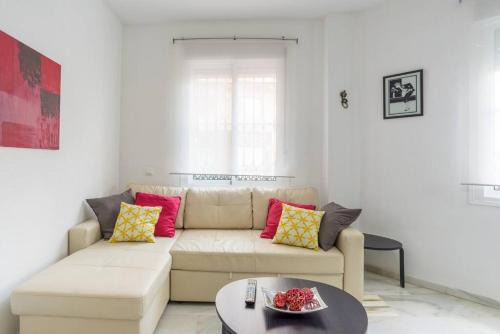 El Molinillo Apartment | Cozy Ground Floor Retreat in the Heart of the City