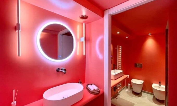 Vanchiglia Apartment | Modern & Serene Hotel Space Perfect for Families in Turin
