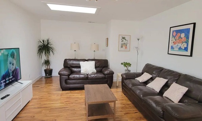Berryessa House | Cozy 2B1B Retreat with Pool and Full Kitchen Amenities