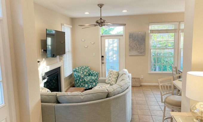 Ocean View House | Owner Managed Rowhome with Ocean View & Pool Access!