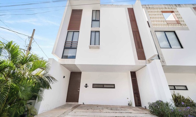 Merida Municipality House | Ideal Mérida Escape: 3BR Oasis with Private Pool & Spa
