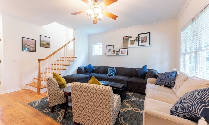 Ridge St. House | Bright Home Ideal for Groups & Families: Pet Friendly Stay