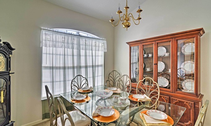 Spring Hill Cottage | Bright Spring Hill Home with Ocean View, Near Weeki Wachee