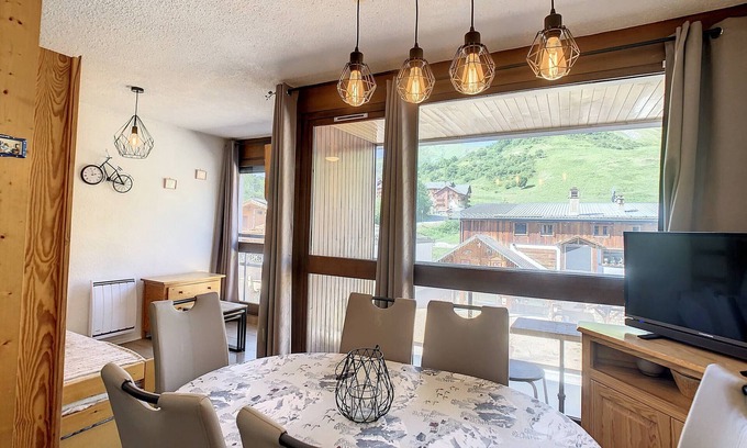 La Toussuire Apartment | Bright studio 4 pers., in the heart of the resort, pets allowed