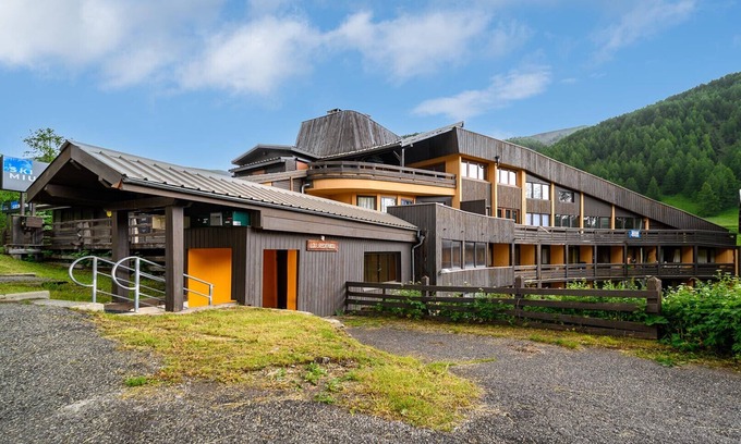 Allos Apartment | Bright studio 4 pers Mountain view