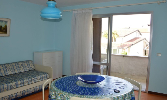 Caorle Apartment | Sunny Studio Steps from Ponente Beach - Pet Friendly Stay
