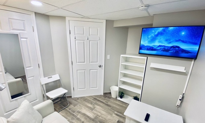 Haledon Apartment | Bright, Stylish & Cozy 2Bed Unit w/Backyard & Grill Close To New York City!