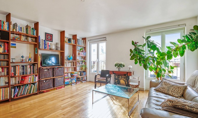 Saint-Mande Apartment | Inviting Two-Bedroom Retreat in Saint-Mandé - Welkeys