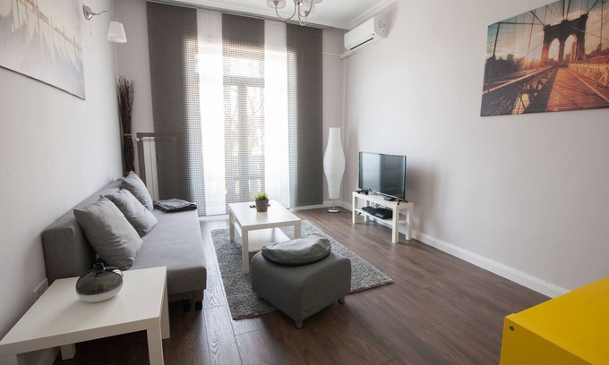 Sofia City Center Apartment | Bright Furnished Apartment in Sofia with Pool & Breakfast