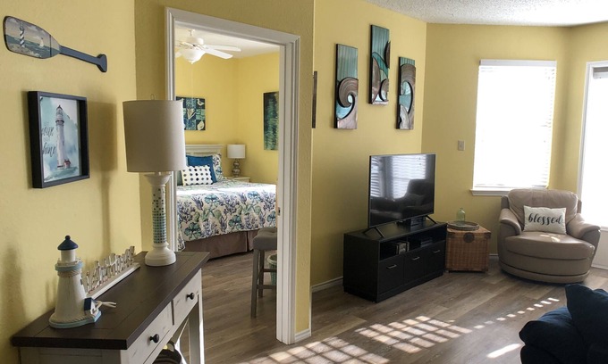 Corpus Christi Condo | Experience Brighton Beach Club: 2-Bdrm Oceanfront Getaway