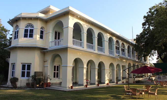 Kota Hotel | Oceanfront Bliss at Brijraj Bhawan Palace Hotel