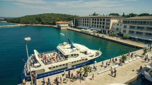 Fazana Hotel | Experience Oceanfront Bliss at Brijuni Hotel Neptun