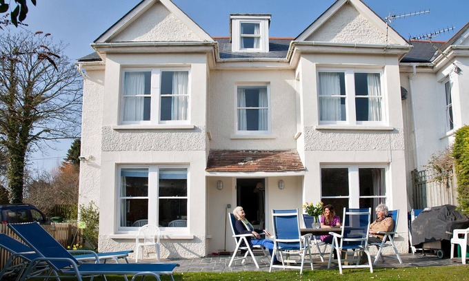 Trebetherick House | Prime Oceanfront Location on Daymer Lane with Great Amenities