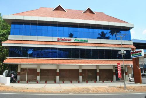 Onamthuruth Hotel | Budget-Friendly Brindavan Residency with Restaurant & Breakfast