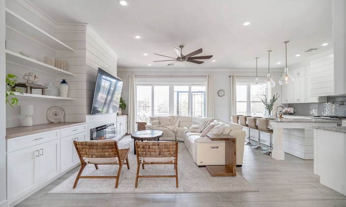 Walton County House | Waterfront Retreat: Bring Your Boat to This Pet-Friendly Haven!