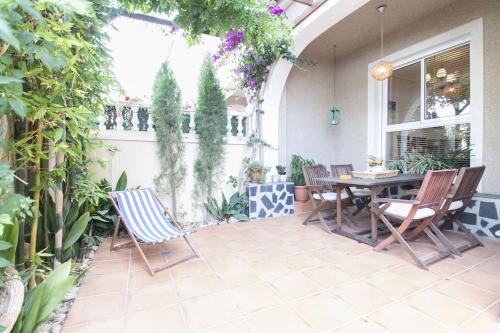 Puerto Marino House | Brisa del Mar: Oceanfront Escape with Pool & 9.4 Rating