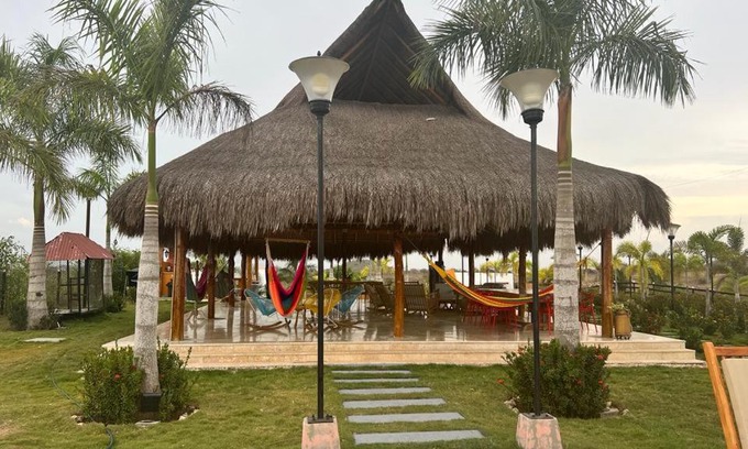 Ararca House | Relax at Brisas de Baru with Pool and Hot Tub Retreat
