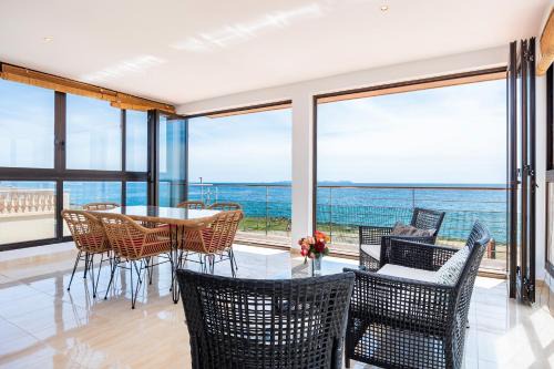 Sa Rapita Apartment | Oceanfront Brisas Vista Mar: Rated 9.3/10 by Guests