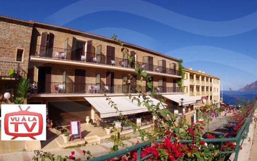 Porto Hotel | Discover Brise de Mer: Pet-Friendly Family Retreat