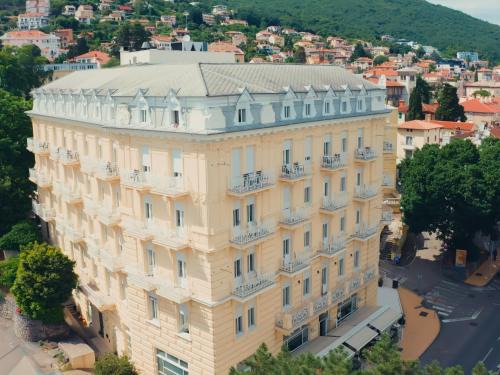 Opatija Hotel | Pet-Friendly Bristol Hotel Opatija - 4-Star Comfort Awaits