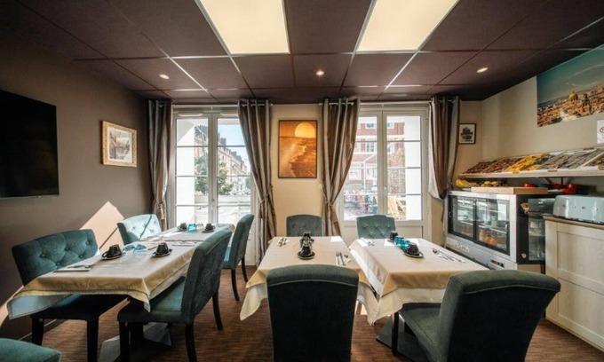 Lisieux Hotel | Experience BRIT HOTEL PRIVILEGE LISIEUX – Villa des Arts Stay