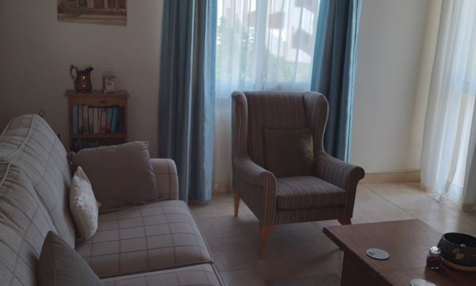 Makadi Bay Apartment | Experience British Style in Makadi Heights with Breakfast Included