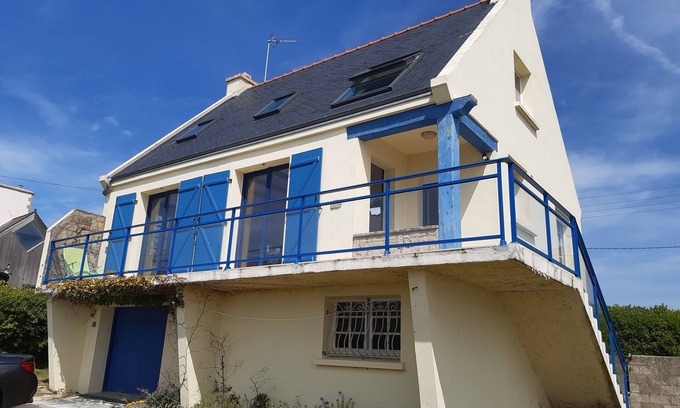 Finistere House | Brittany House with superb sea views, parking available. Pets welcome.