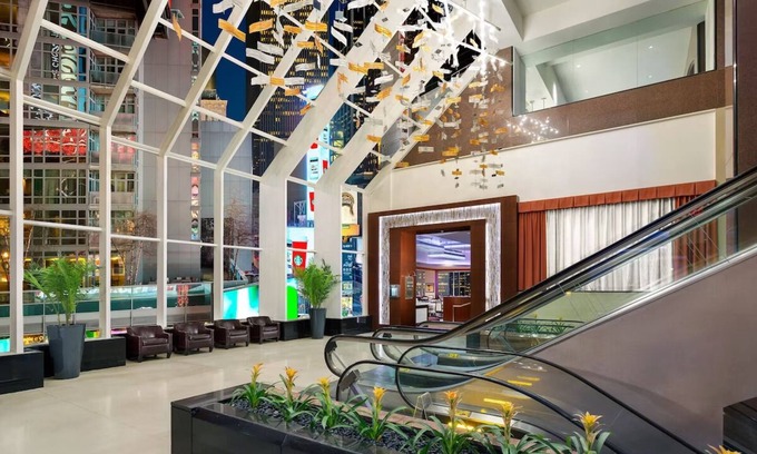 Central Park South House | Stylish Times Square Stays with Pet-Friendly Amenities