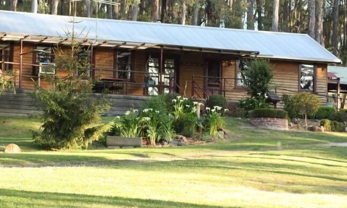 Buln Buln East House | Pet Friendly Retreat at Brogui Park - Buln Buln East