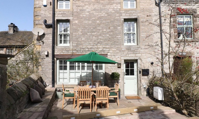 Castleton Cottage | Brookhouse