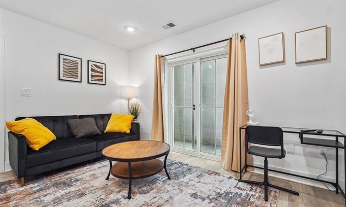 Brookland Bed & Breakfast | Cozy Brand New 1BR/1BA with Kitchen & Breakfast Included