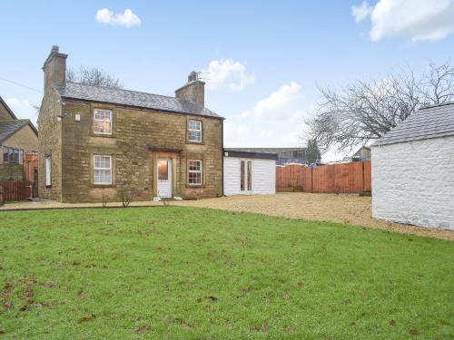 Knott End-on-Sea House | Brookside Cottage: Guest Rated 9.6, Pet & Child Friendly