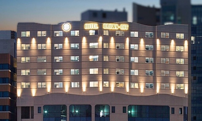 Jinju Hotel | Top-Rated Brown Dot Hotel Jinju with Family-Friendly Amenities