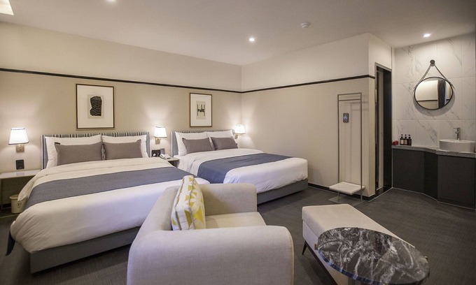 Masan Hotel | Guest Rated: Browndot Hotel Masan Odong with Family Amenities