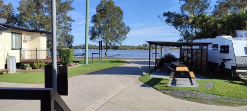 Goodwood Island Resort | Family-Friendly Browns Rocks Caravan Park Awaits You