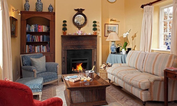 Chipping Norton Cottage | Cozy Bruern Cottages in Saratoga - Perfect for Couples