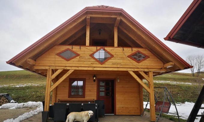 Lasko Ski Chalet | Pet-Friendly Retreat at Brunarica Rimske Toplice