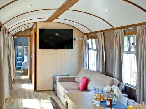Dawlish Warren Cabin | Kid-Friendly Getaway at Brunel Boutique Railway Carriage 2