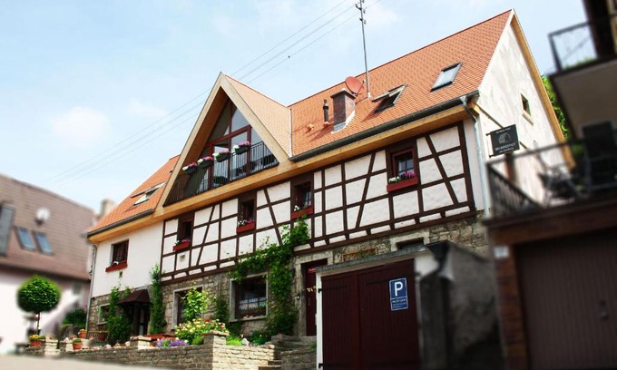 Randersacker Hotel | Brunnenhof Randersacker: A Cozy Retreat for Families & Pets