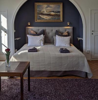 Skara Municipality Hotel | Cozy Brunsbo G:a Biskopsgård Hotell: Family-Friendly Retreat