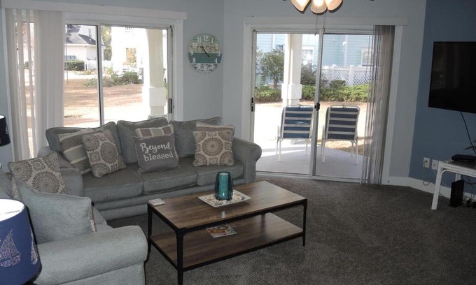 Calabash Villa | Brunswick Plantation Villa 1203: Full Kitchen & Golf Access