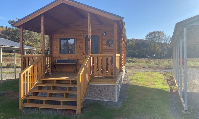 Scottsboro Cabin | Ocean View Brush Hog Cabin: Guest Rated 10/10 Experience