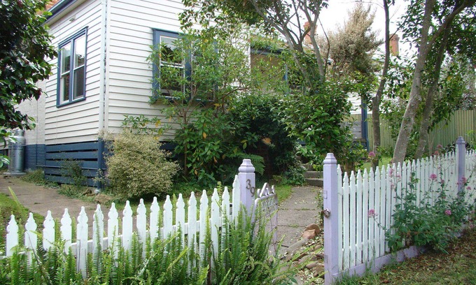 Bruthen House | Bruthen Self Contained Cottage