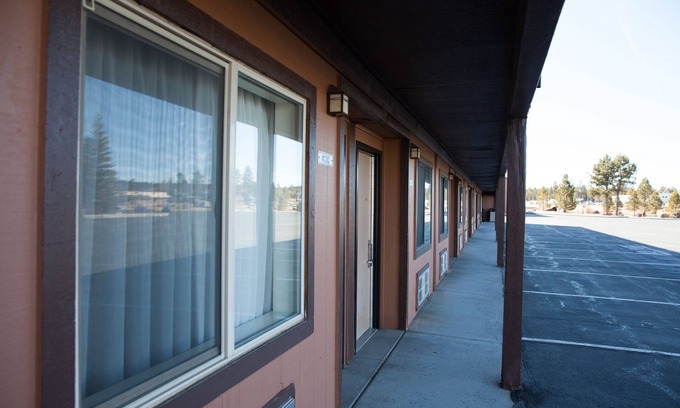 Bryce Canyon Hotel | Explore Bryce View Lodge with Spa & Dining Options