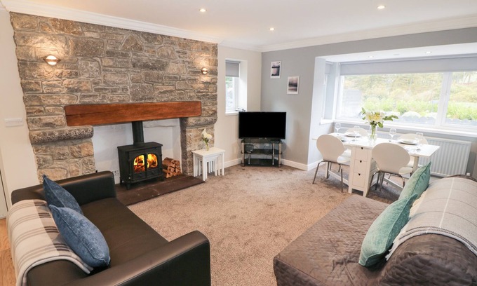Bethesda Cottage | Discover Bryn: Pet-Friendly Country Cottage in Bethesda