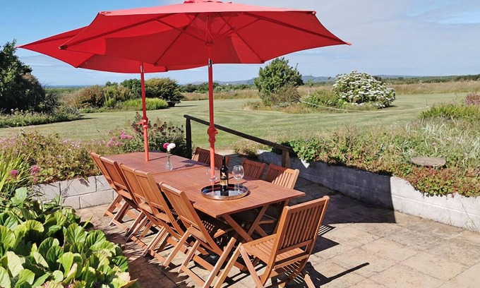 Trefin House | Perfect Family Retreat: Bryngarw Holiday Home Trefin