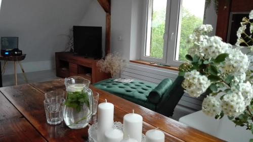 Cieplice Apartment | Mountain View Retreat: Brzoza i Świerk, 4-Star Experience