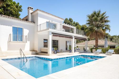 Marbella Villa | Relax at Buccara Casa Bruno with Oceanfront Amenities